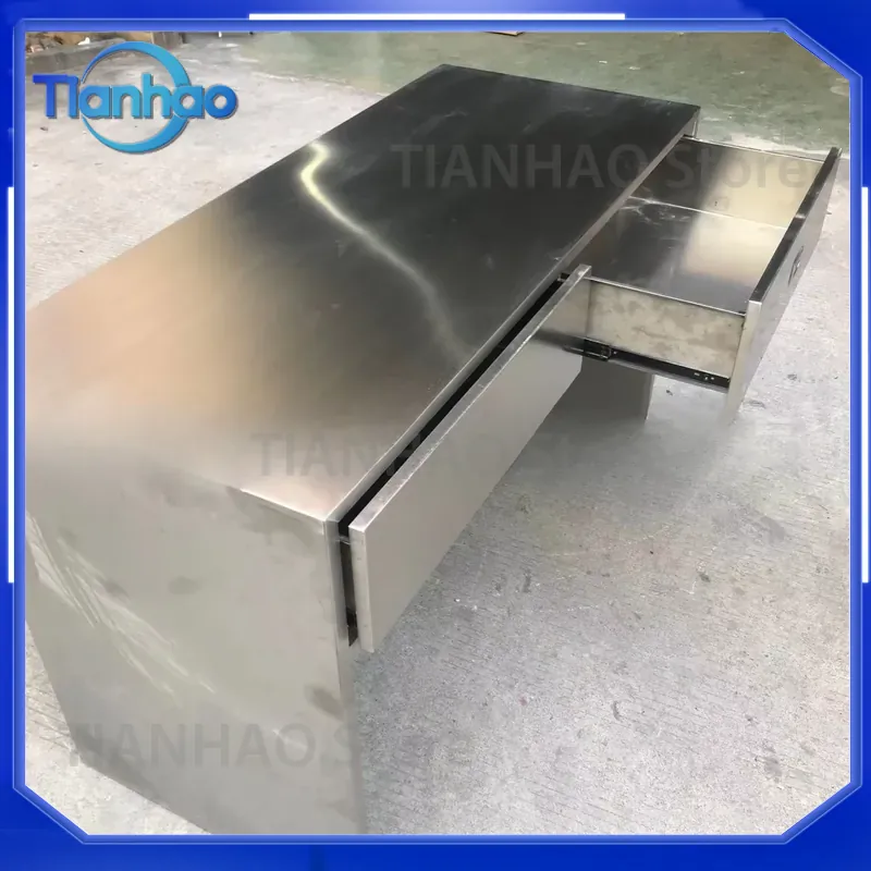 Mesa de Trabajo Comercial de A - Commercial Kitchen Manufacturers reseña y precio